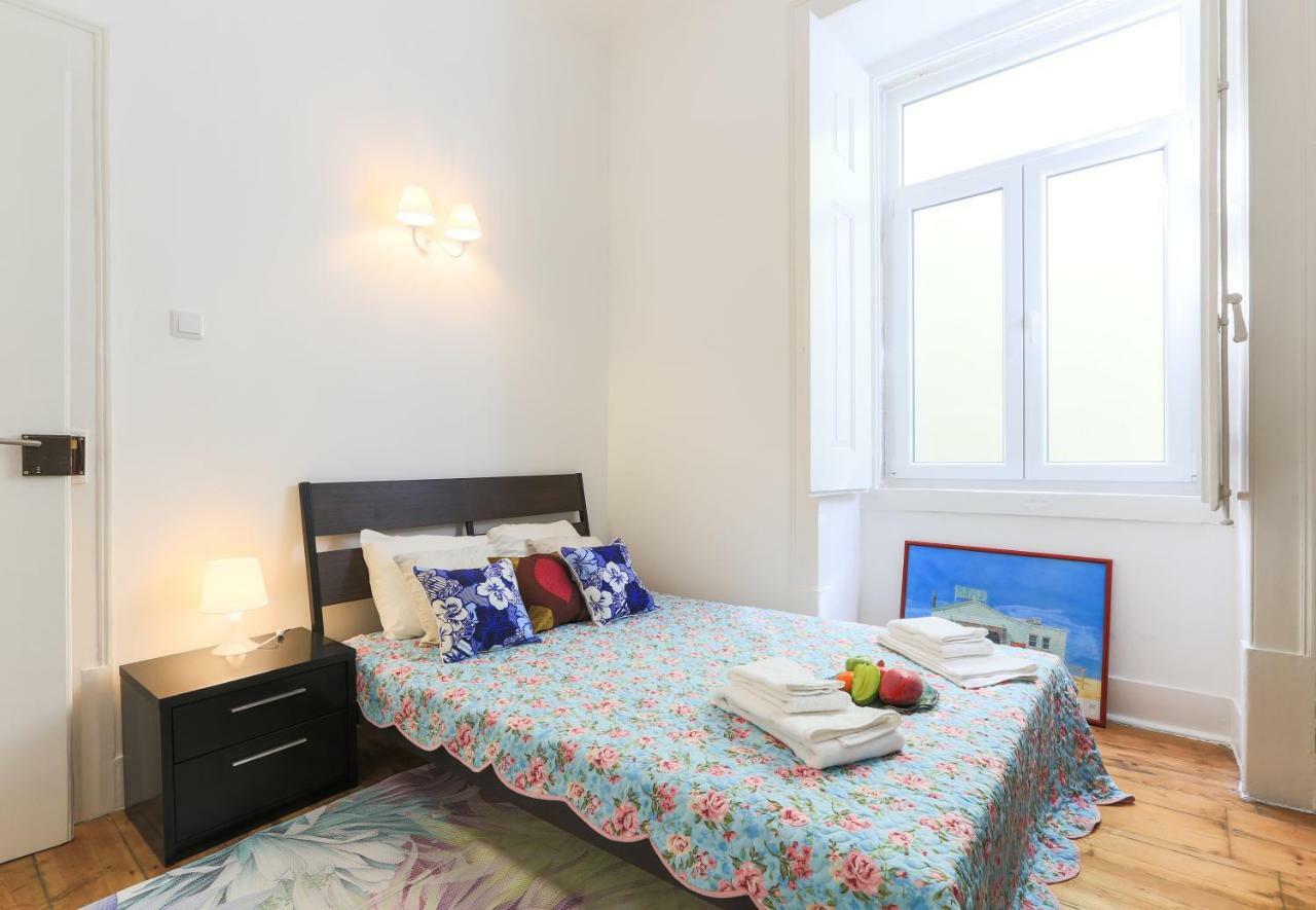 Lisbon Secret & Charming Baixa 4 Bedroom Apartment מראה חיצוני תמונה