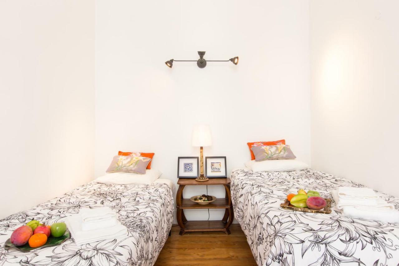 Lisbon Secret & Charming Baixa 4 Bedroom Apartment מראה חיצוני תמונה
